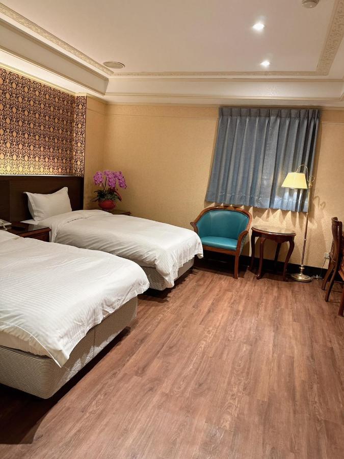 Duke Business Hotel Taoyuan Exterior foto