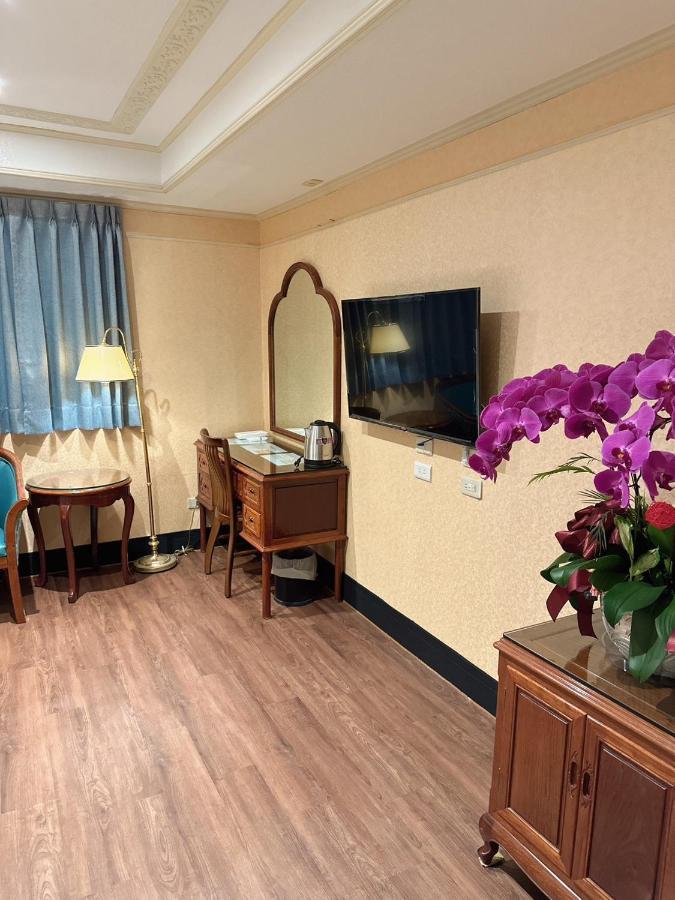 Duke Business Hotel Taoyuan Exterior foto