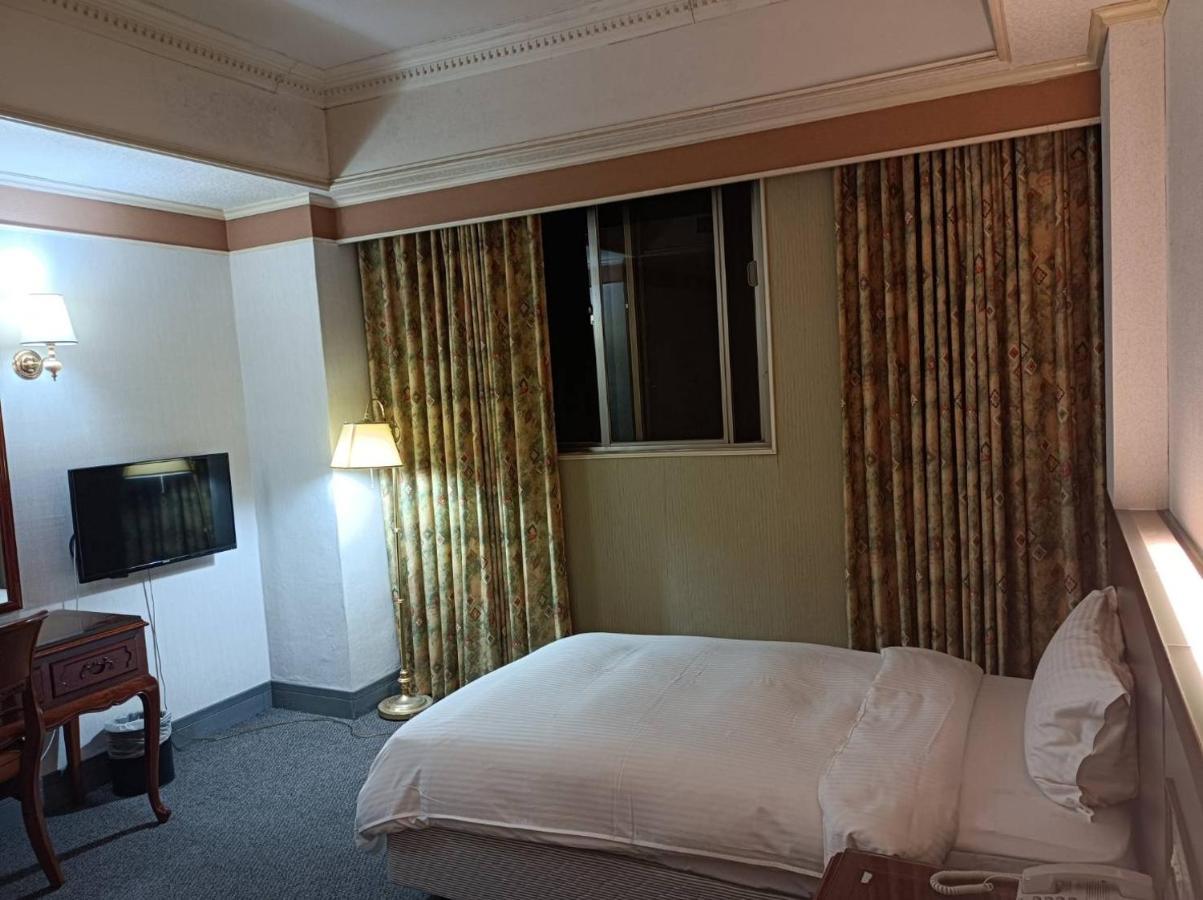 Duke Business Hotel Taoyuan Exterior foto