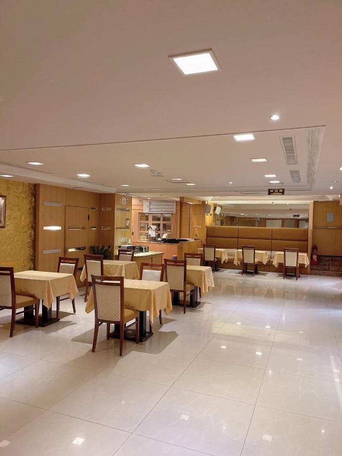 Duke Business Hotel Taoyuan Exterior foto