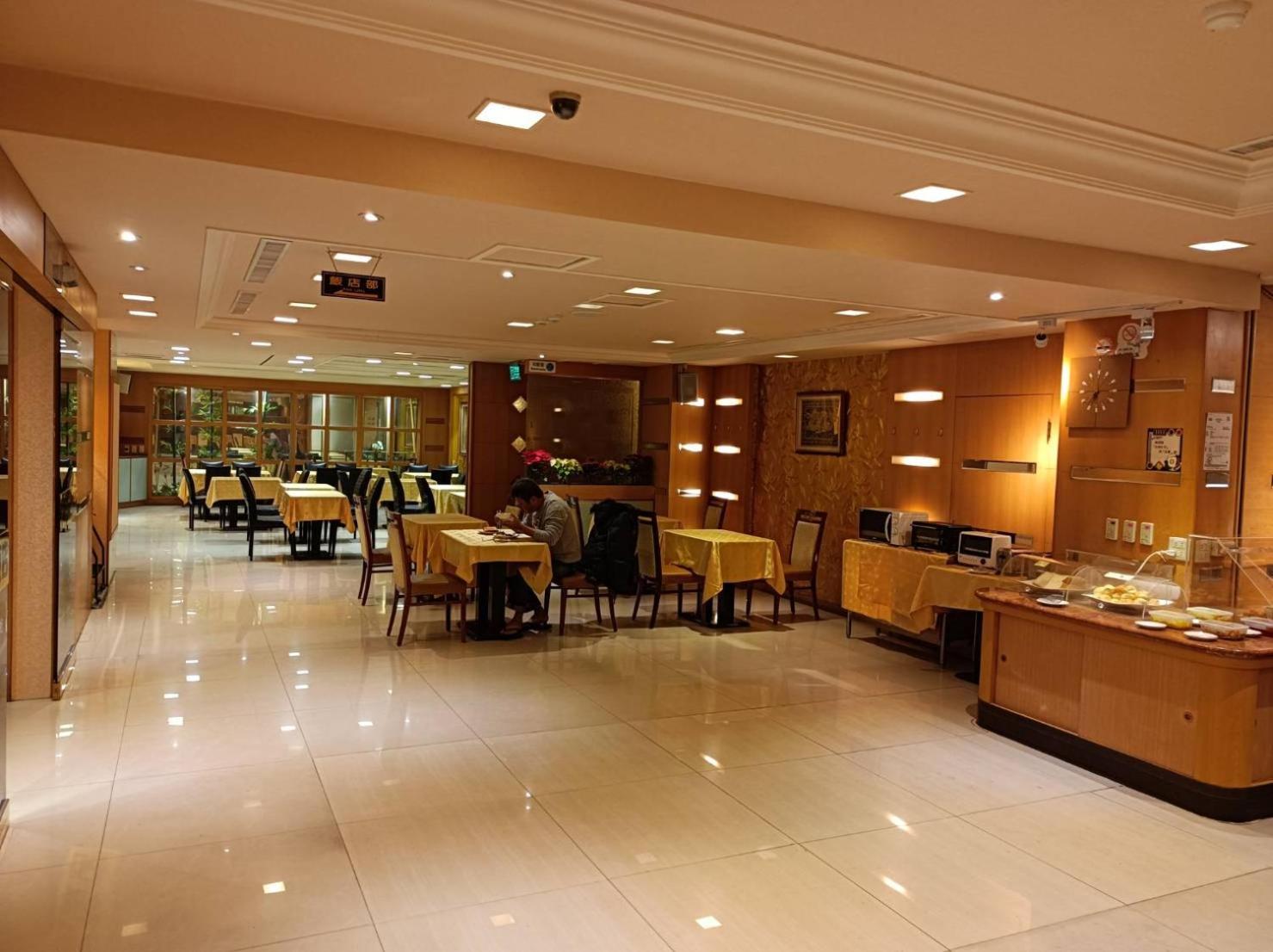 Duke Business Hotel Taoyuan Exterior foto