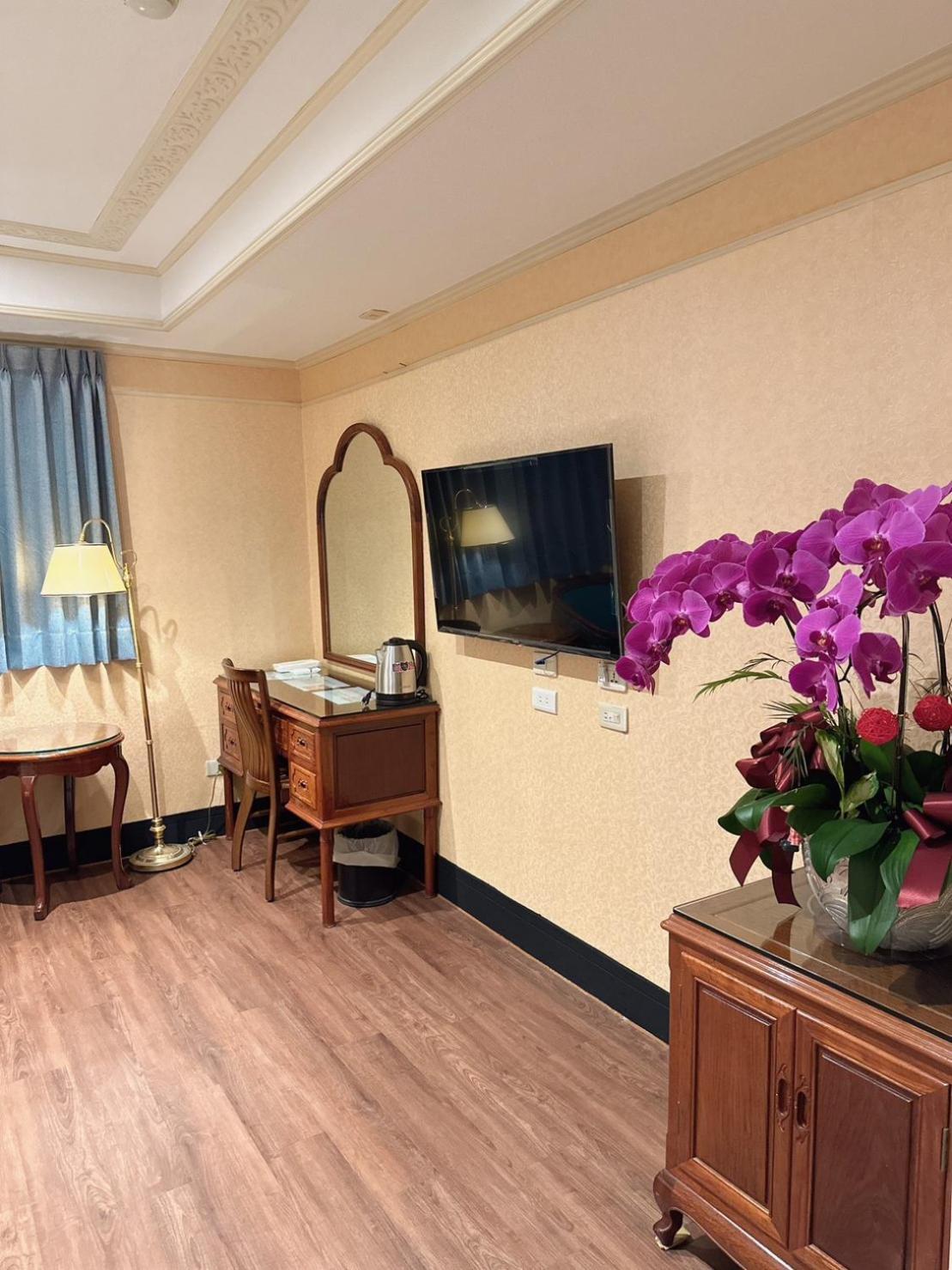 Duke Business Hotel Taoyuan Exterior foto