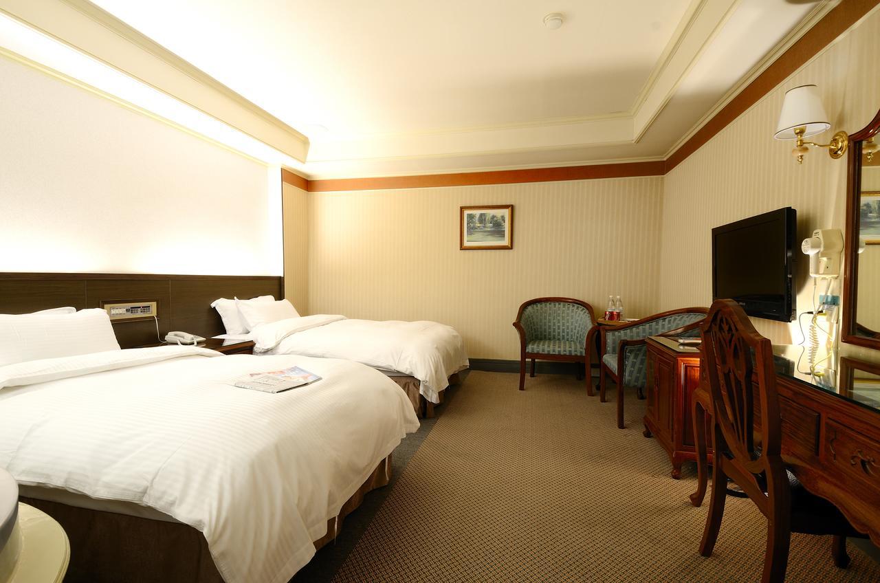 Duke Business Hotel Taoyuan Exterior foto